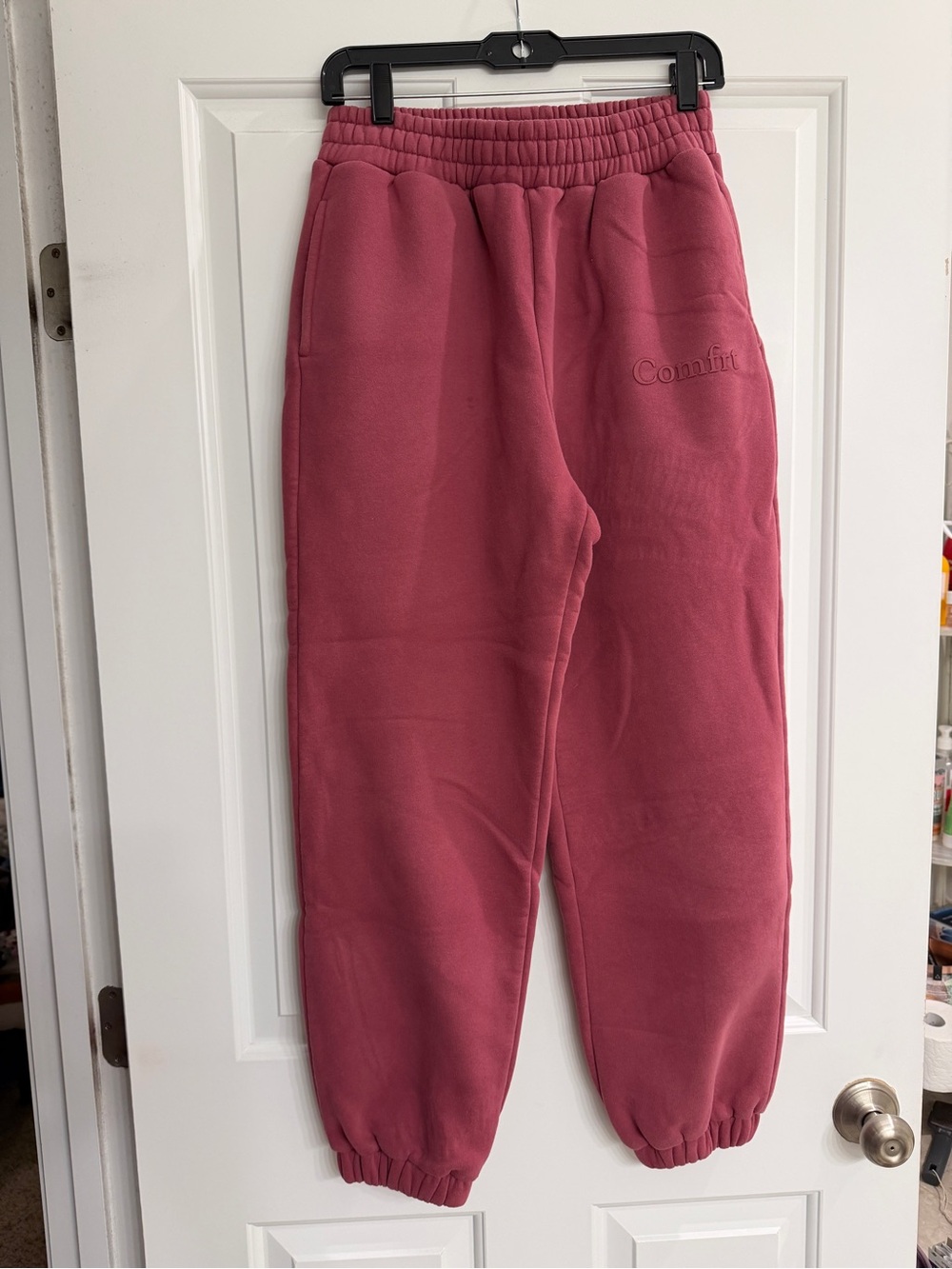 Comfrt Fleece Jogger Pants - in color berry
